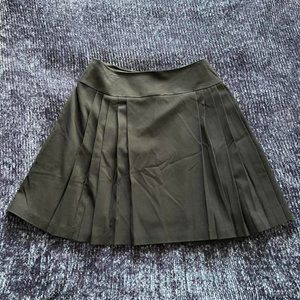 AGB Pleated Black Skirt 🖤⛓ lands at my knee and im 5’4.